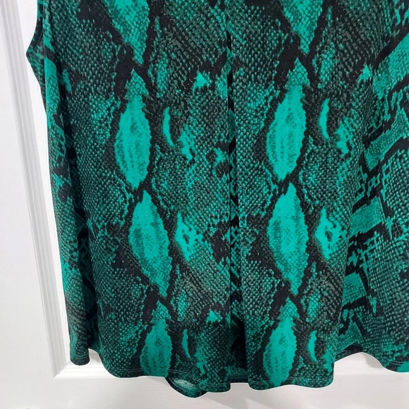 Worthington Green and Black Snakeskin Print V-Neck Sleeveless Blouse Size XXL - Picture 4 of 8